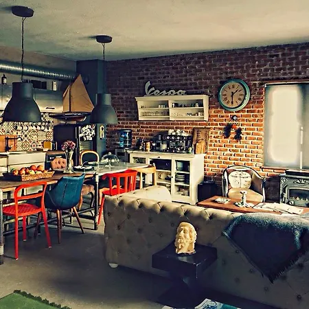 330 Boutique (adults Only) Bed and Breakfast