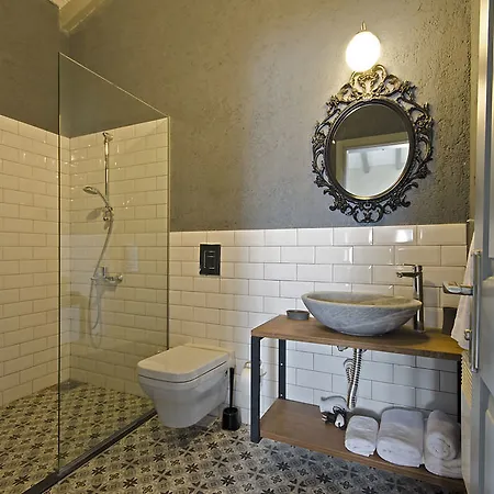 330 Boutique (adults Only)